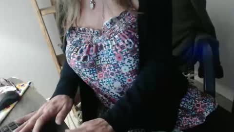 lucy_0000 online show from January 9, 6:38 am