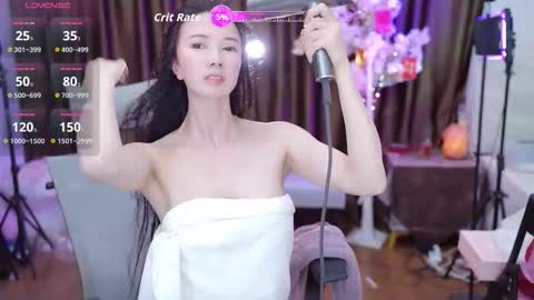 Lucy online show from October 15, 2:17 pm