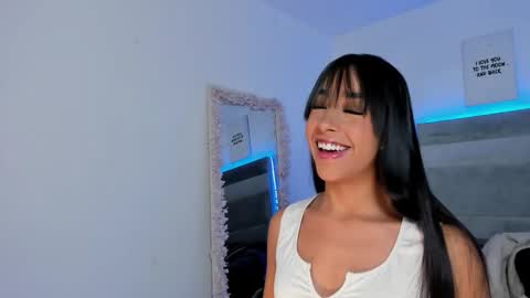 Lucy online show from October 31, 6:47 am