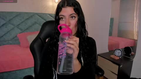 Lucy Greys online show from April 16, 11:44 am