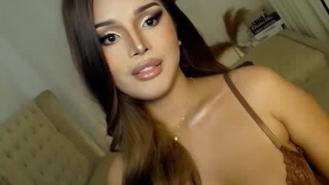 Snapshot of lucy_heartfiliaxxx chatting on November 26, 4:24 am MONA online show from November 26, 4:24 am