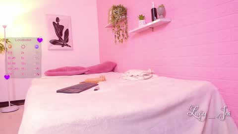 Luciana online show from April 12, 3:44 am