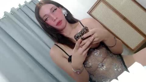 Snapshot of lucy_juicy18 chatting on June 4, 2:56 pm Call me Lucy online show from June 4, 2:56 pm
