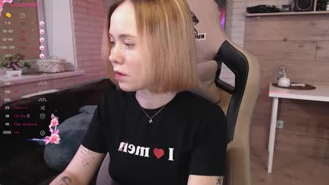 Lucy online show from October 13, 9:26 pm