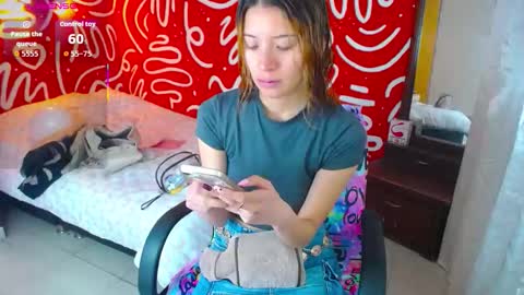 Snapshot of lucy_rivera17 chatting on February 27, 11:21 am Lucy online show from February 27, 11:21 am