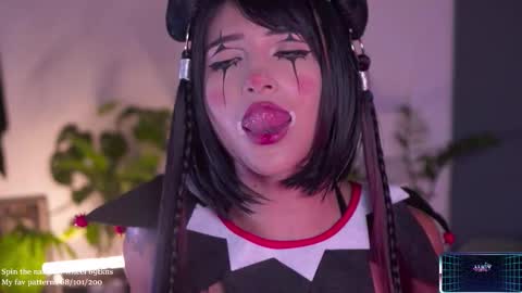 Snapshot of lucyallenx chatting on October 27, 10:14 pm Lucy Alien online show from October 27, 10:14 pm