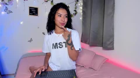 Lucy online show from January 10, 11:50 pm