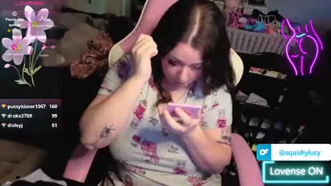 Snapshot of lucygooseyz30 chatting on June 19, 7:39 pm Lucy online show from June 19, 7:39 pm