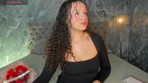 Lucy online show from October 19, 2:12 am