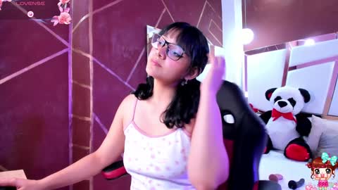 Instagramlucyluy10 online show from December 4, 6:33 am