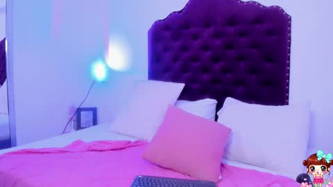 Instagramlucyluy10 online show from January 7, 6:59 am