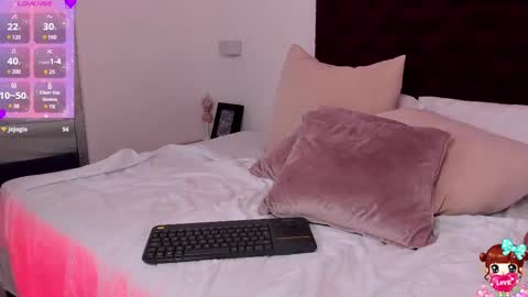 Instagramlucyluy10 online show from February 12, 8:49 am