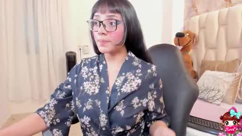 Instagramlucyluy10 online show from November 4, 4:55 am