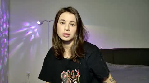 Lucy online show from December 1, 1:16 pm