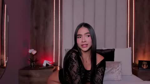 Snapshot of lucysalvatore chatting on July 18, 1:10 am Lucy online show from July 18, 1:10 am