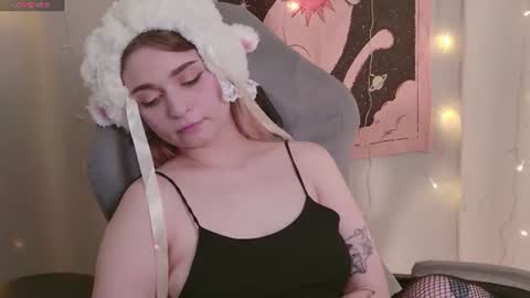 Lucy online show from July 14, 1:39 pm
