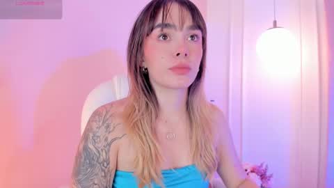 Lucy online show from December 17, 4:40 am