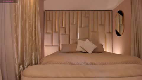 Snapshot of lucyweiss_ chatting on October 10, 9:58 pm Lucy online show from October 10, 9:58 pm