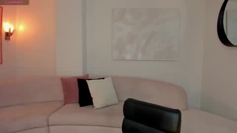 Snapshot of lucyweiss_ chatting on October 11, 8:07 pm Lucy online show from October 11, 8:07 pm