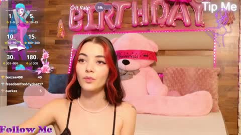 Snapshot of lucywilow chatting on January 25, 9:47 am LucyWillow online show from January 25, 9:47 am