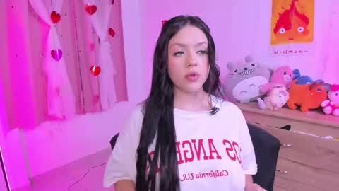 LUCYY FROM HOME  online show from September 22, 1:18 am