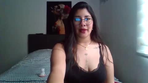 Snapshot of ludovica981123 chatting on February 23, 6:05 pm Electra online show from February 23, 6:05 pm