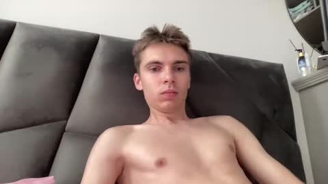 Luis online show from October 15, 10:48 am