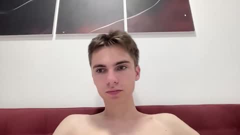 Luis online show from October 18, 10:27 am