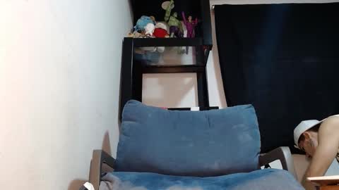 Snapshot of luis_as chatting on November 3, 11:55 am Luis AS online show from November 3, 11:55 am