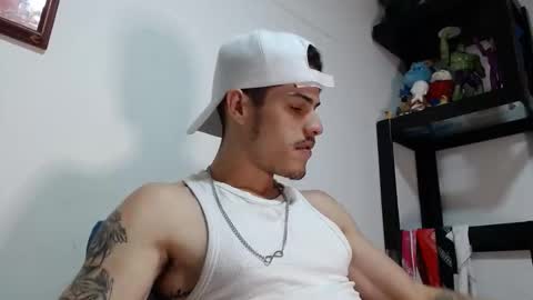 Snapshot of luis_as chatting on November 5, 1:11 pm Luis AS online show from November 5, 1:11 pm