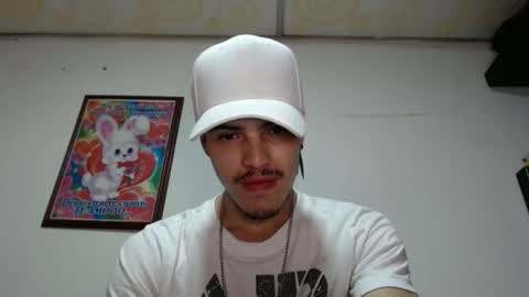 Snapshot of luis_as chatting on November 6, 10:54 pm Luis AS online show from November 6, 10:54 pm