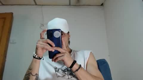 Snapshot of luis_as chatting on November 7, 2:17 pm Luis AS online show from November 7, 2:17 pm