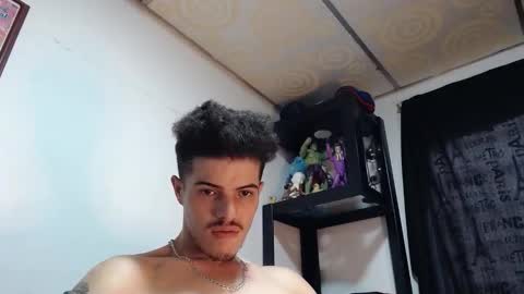 Snapshot of luis_as chatting on November 14, 2:16 pm Luis AS online show from November 14, 2:16 pm