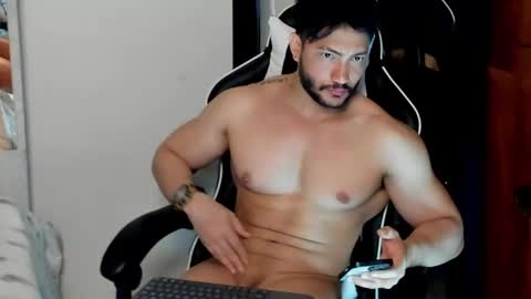 Snapshot of luis_baptista chatting on December 22, 2:28 am luis_baptista online show from December 22, 2:28 am