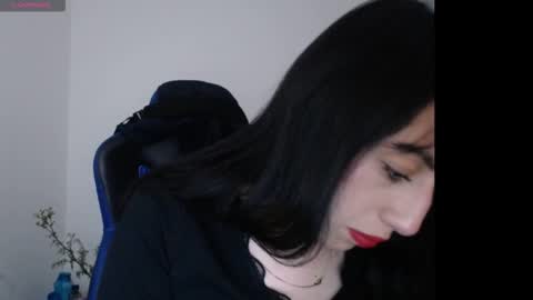 luisa_homes online show from March 3, 9:53 pm