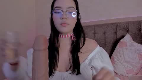 Luisa Giraldo online show from November 6, 5:47 pm