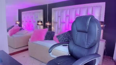 Luisa  online show from June 28, 4:35 pm
