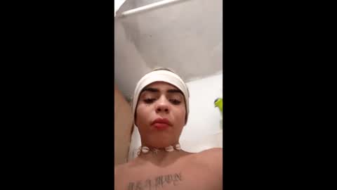 Snapshot of lujuria289966 chatting on March 24, 6:29 am lujuria289966 online show from March 24, 6:29 am