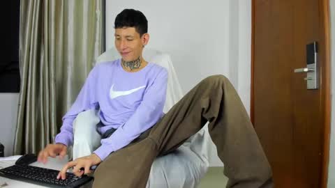 lujuriau_u online show from September 24, 3:10 am