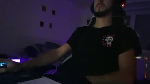 lukasschoetz online show from September 29, 9:19 pm