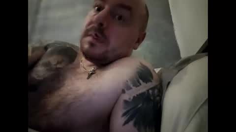 lukasz1808 online show from December 1, 6:46 pm