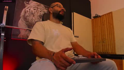 LUKE online show from November 11, 11:10 am