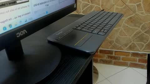 Snapshot of luke_julien chatting on March 12, 5:49 pm Luke Julien online show from March 12, 5:49 pm