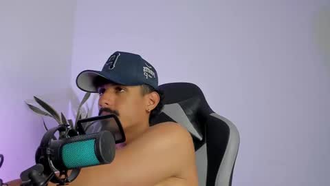 Luke Taylor online show from February 26, 12:15 pm