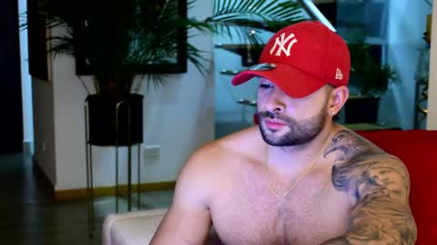 Lukhas f4f online show from April 9, 1:27 am