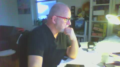 Snapshot of luley58 chatting on February 24, 4:49 pm luley58 online show from February 24, 4:49 pm