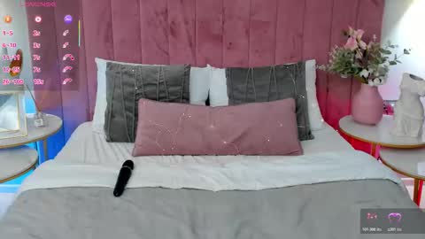 Cherie online show from November 5, 1:22 pm