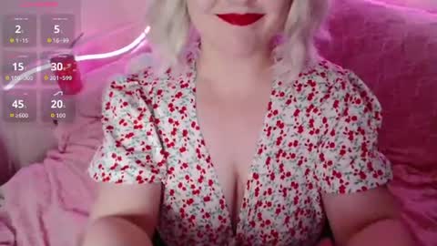 lulovia online show from July 24, 10:19 pm