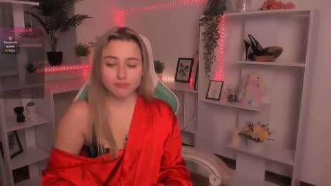 Lily online show from November 24, 6:57 am