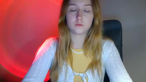 Lulu Baby18 online show from November 4, 8:30 pm